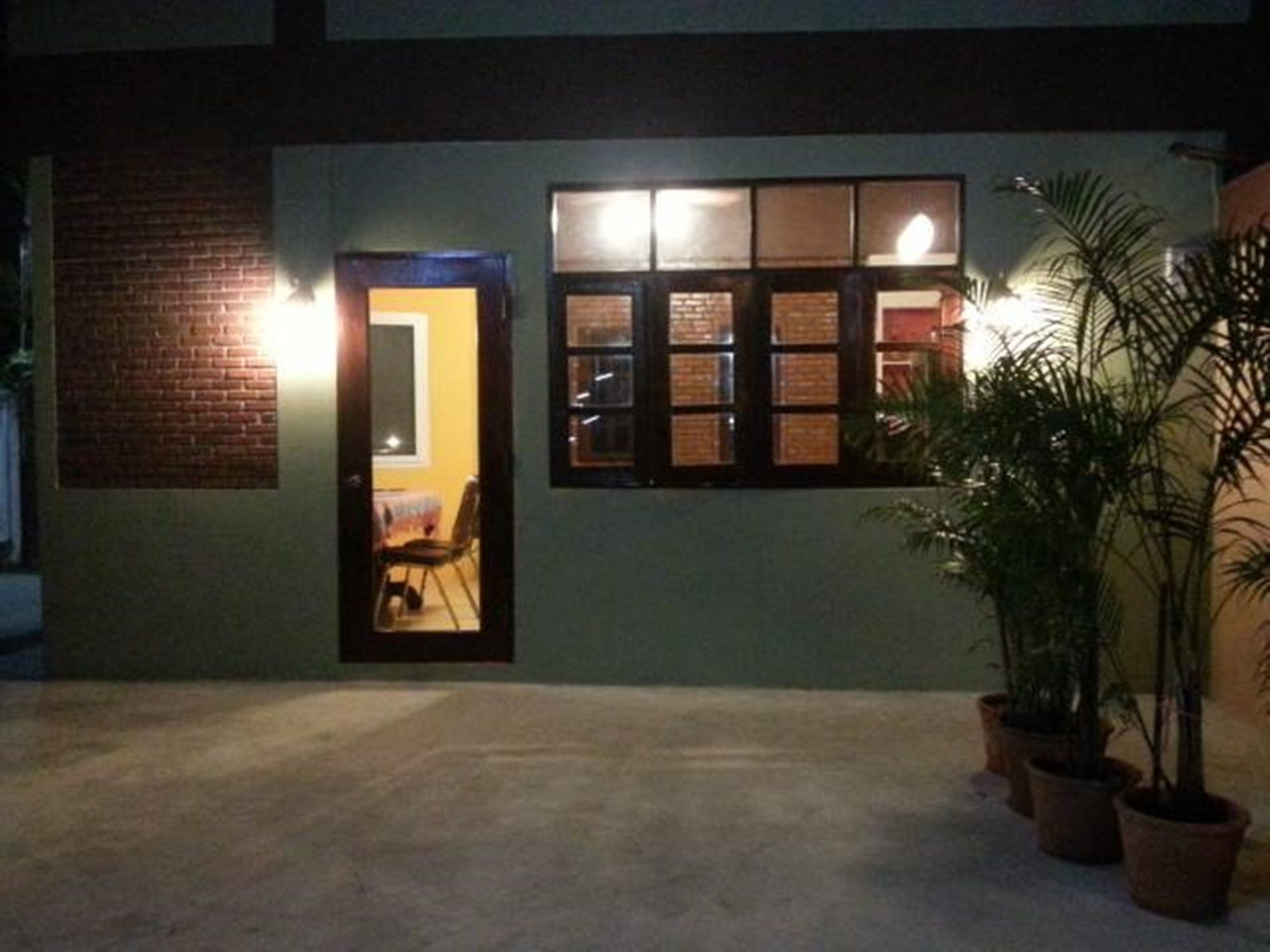Jansupar Court Apartment *